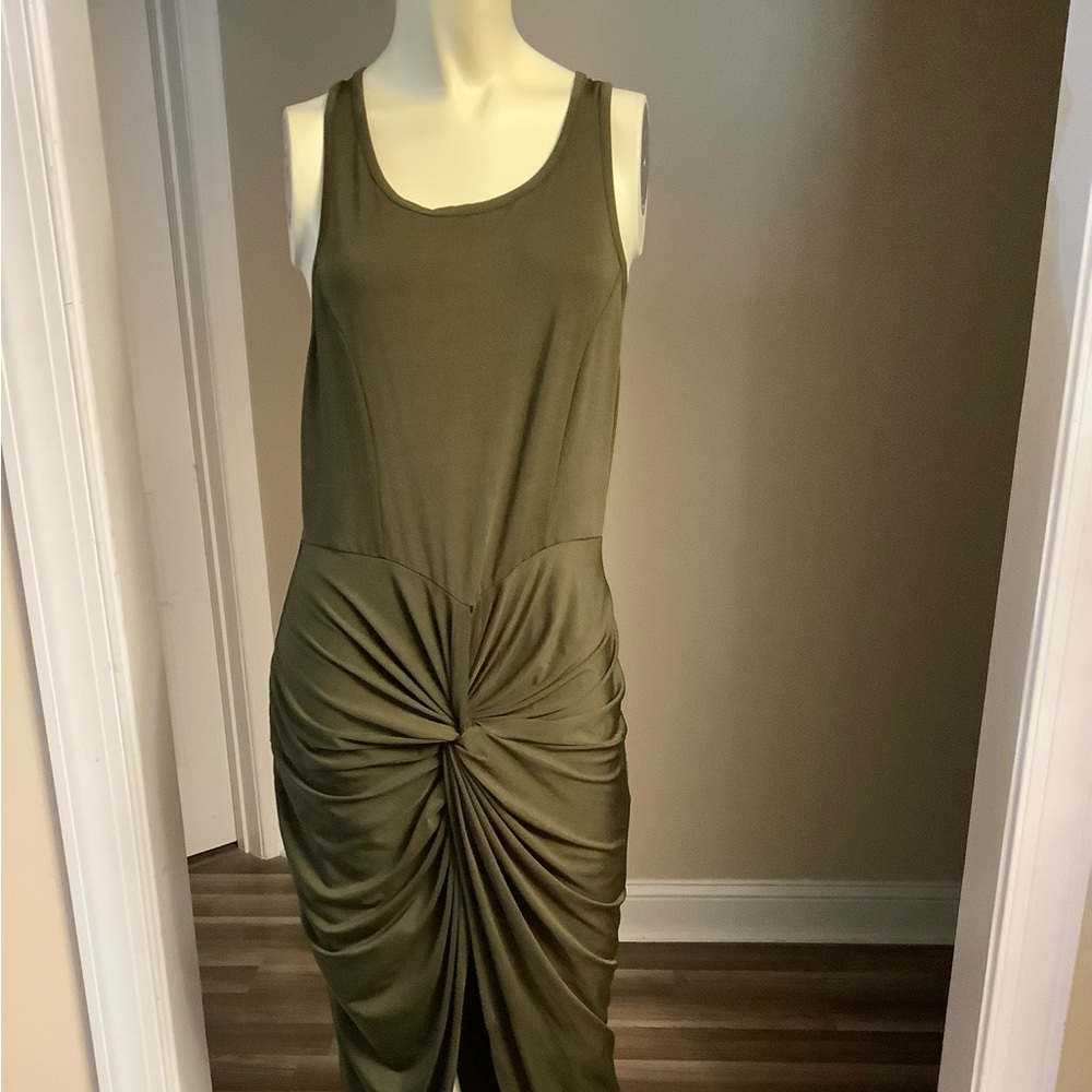 Tag Missing Size L
Army Green Gathered Front
Bodycon Dress